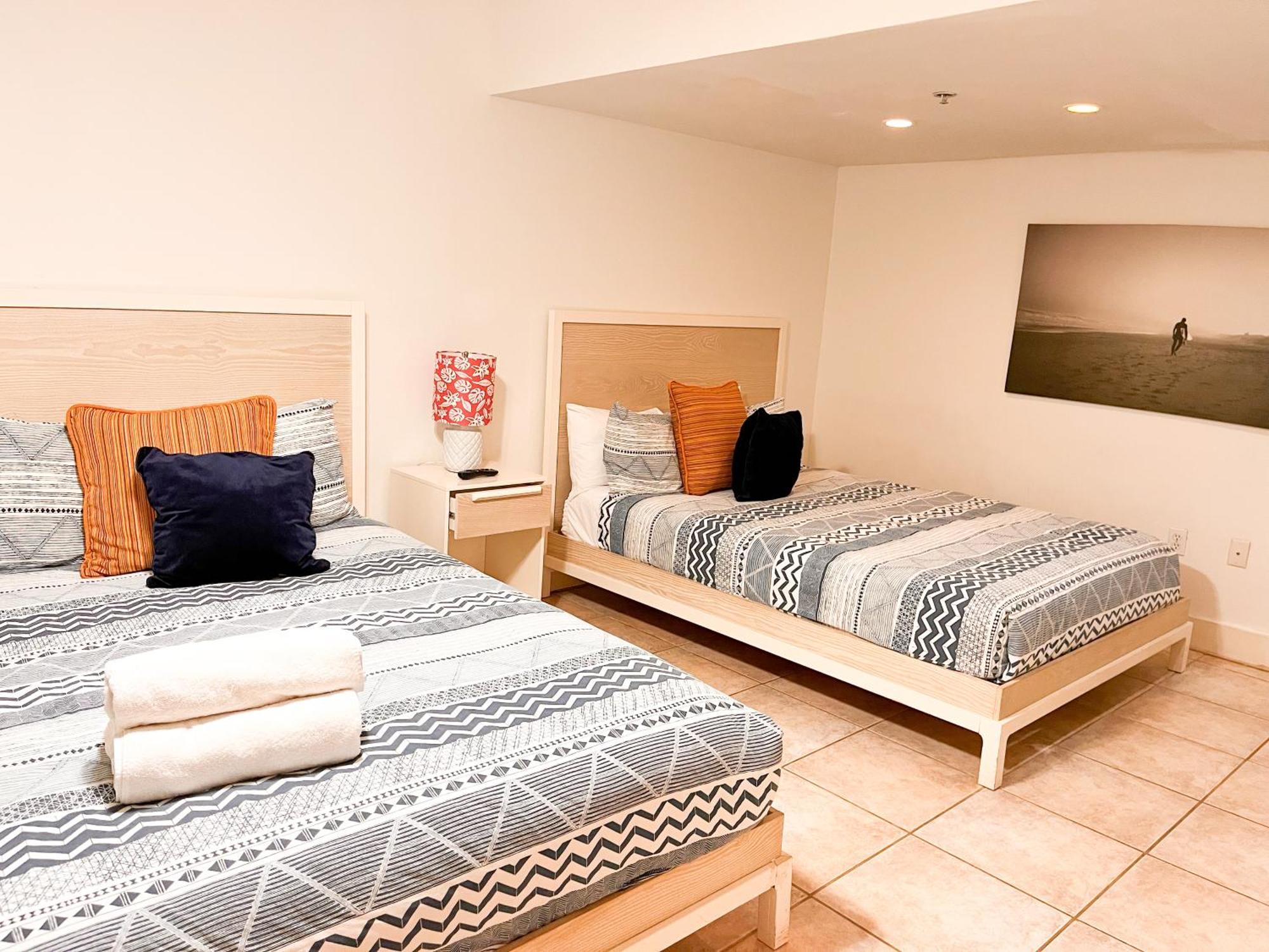 Castle Pavillon 8 Beachfront - Private Beach Access Loft With 2-Story, Pool, Tennis, Free Parking Access Miami Beach Esterno foto